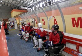 Druhé místo hokejistů na amatérském turnaji v ledním hokeji v Poličce - foto č. 7