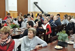 Předvánoční koncert a výstava betlémů - advent v Klubu seniorek - foto č. 15