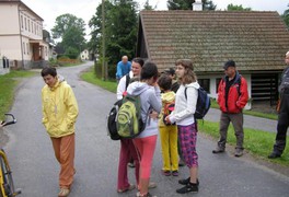 Turistický výlet pro rodiče s dětmi - Březiny 2011 - foto č. 1