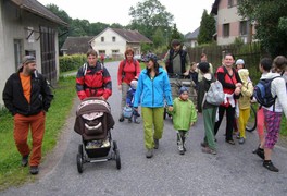 Turistický výlet pro rodiče s dětmi - Březiny 2011 - foto č. 5