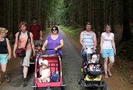 Turistický výlet pro děti a rodiče - Březiny 2012 - foto č. 13