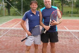 Tenisový turnaj ve čtyřhře 2015 - 4. ročník - foto č. 2