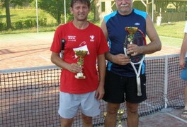 Tenisový turnaj ve čtyřhře 2015 - 4. ročník - foto č. 22