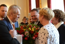 Vítězové soutěže Vesnice roku 2018 byli přijati u prezidenta republiky Miloše Zemana - foto č. 11