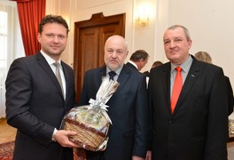 Vítězové soutěže Vesnice roku 2018 byli přijati u předsedy Poslanecké sněmovny PČR Radka Vondráčka - foto č. 22