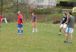 Posvícenské fotbalové utkání 2010 - foto č. 18