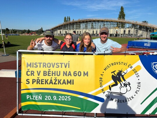 Mistrovství ČR v běhu na 60 metrů s překážkami v Plzni a skvělé 20. místo Terezky Sejkorové