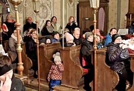 Vánoční koncert ZŠ a MŠ – Nejen naše vánoční svátky - foto č. 9
