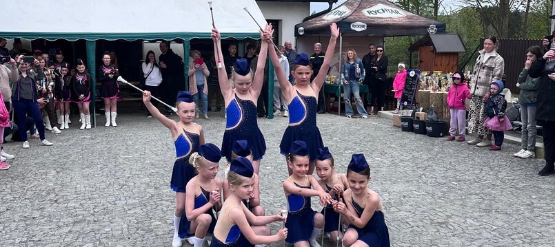 Vystoupení mažoretek Hvězd a Hvězdiček ve Filipově u Hlinska