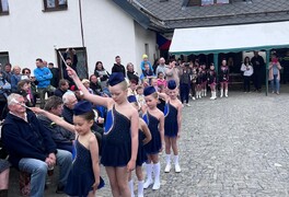 Vystoupení mažoretek Hvězd a Hvězdiček ve Filipově u Hlinska - foto č. 7