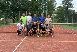 Tenisový turnaj ve čtyřhře 2026 - foto č. 2