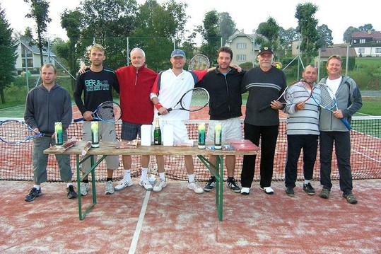 Tenisový turnaj ve čtyřhře 2012